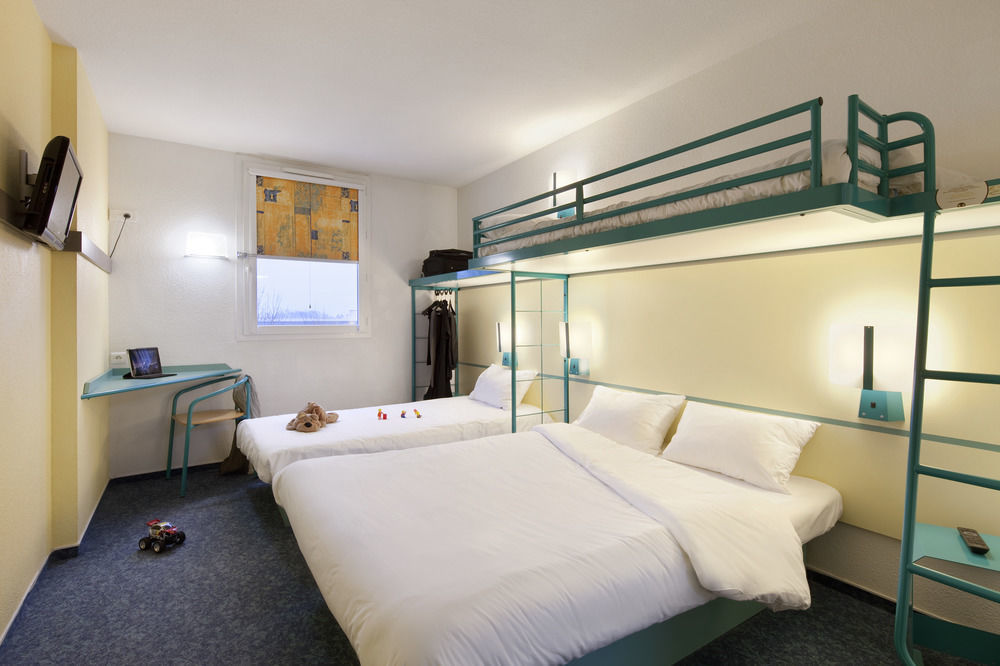 B&B Hotel Poitiers 1 Futuroscope Чассенеуил-Ду-Поитоу Экстерьер фото