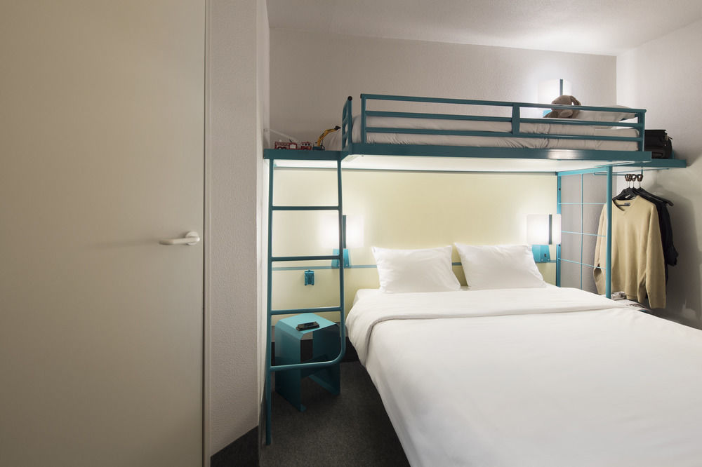 B&B Hotel Poitiers 1 Futuroscope Чассенеуил-Ду-Поитоу Экстерьер фото