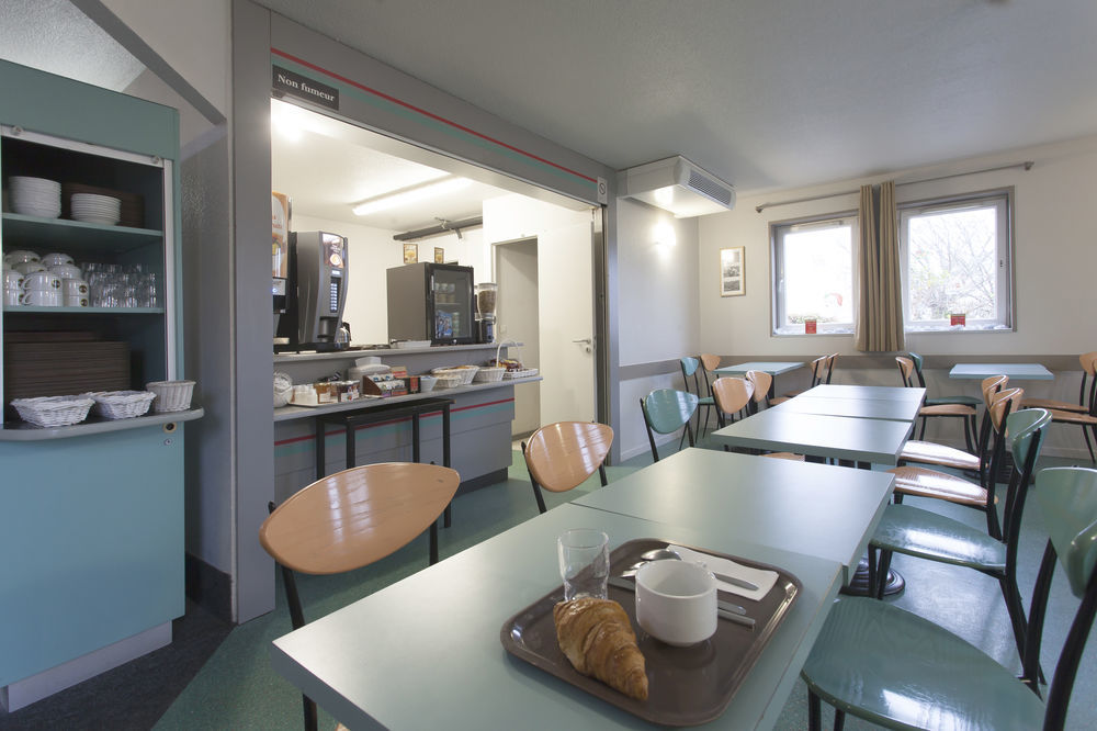 B&B Hotel Poitiers 1 Futuroscope Чассенеуил-Ду-Поитоу Экстерьер фото