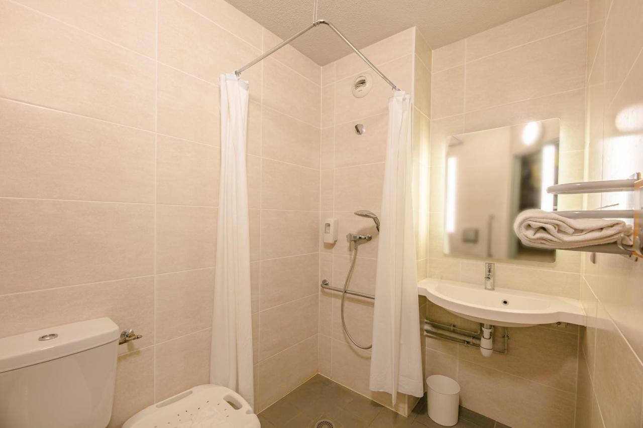 B&B Hotel Poitiers 1 Futuroscope Чассенеуил-Ду-Поитоу Экстерьер фото