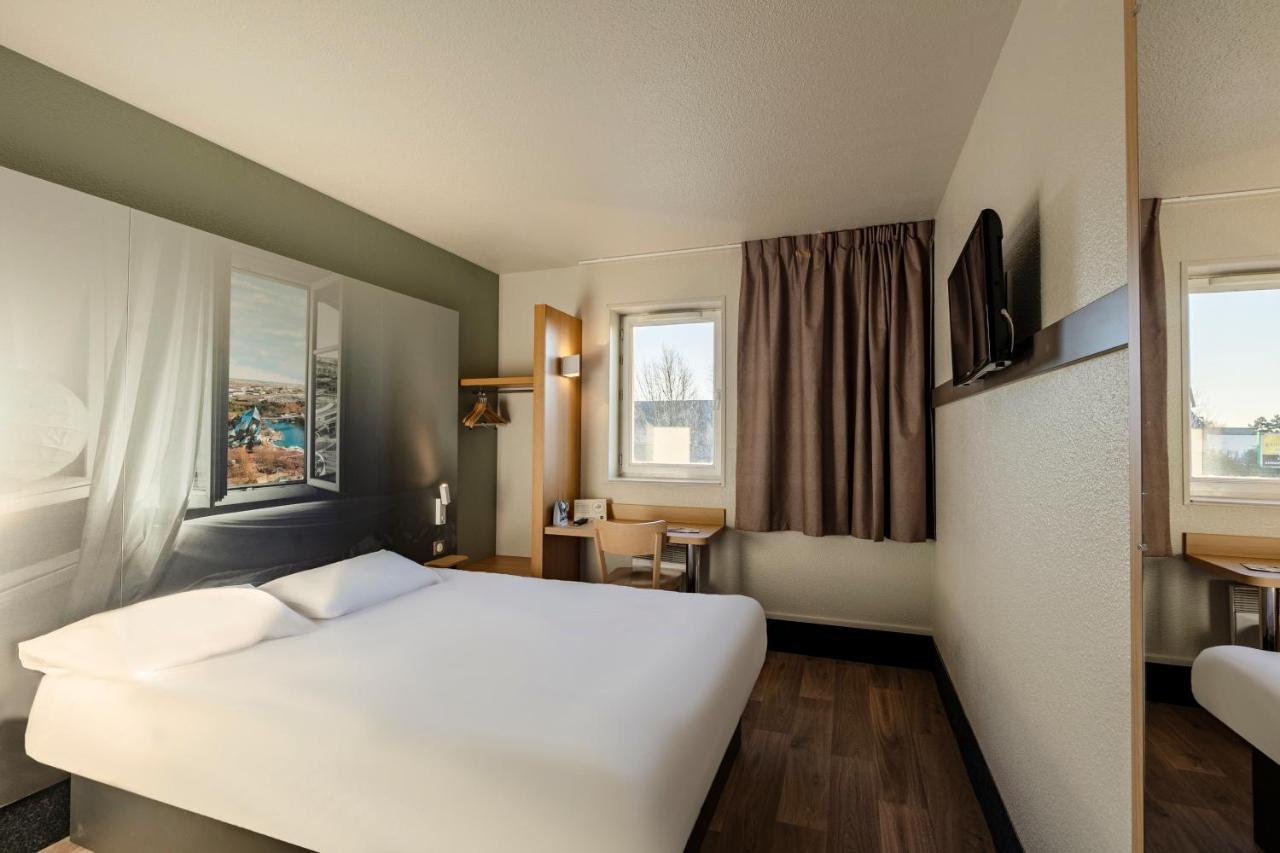 B&B Hotel Poitiers 1 Futuroscope Чассенеуил-Ду-Поитоу Экстерьер фото